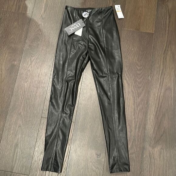 Lyssé Hi Waist Vegan Leather Legging - NWT size small - Picture 2 of 9